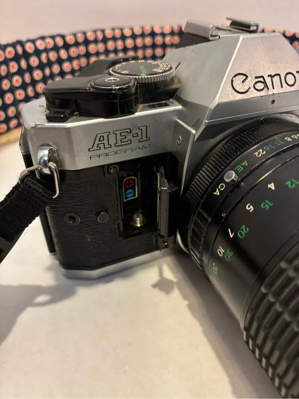 Canon  AE-1 Program 35mm Vintage Camera W/ FD 80-200mm Zoom Works